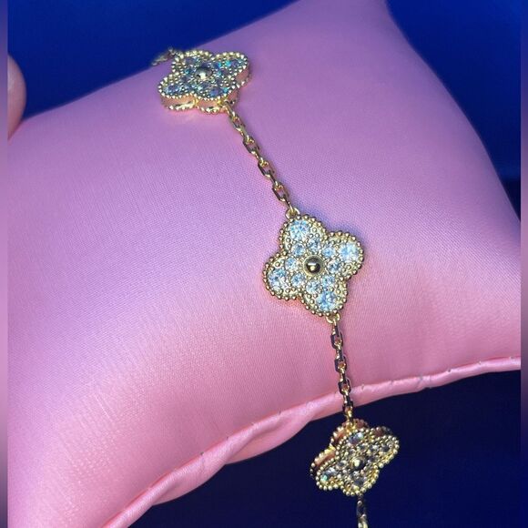 Jewelry - 18k Gold Plated Alhambra Crystal Clover Motif Bracelet